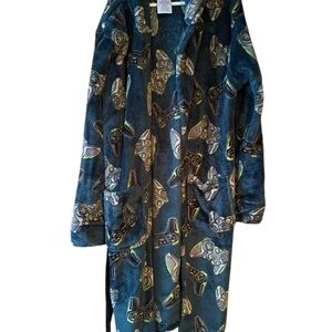 NWOT Cuddl Duds Blue and Green Patterned Robe